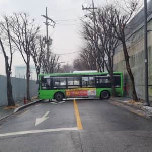 우리동네 마을버스 레전드 찍음 