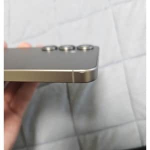갤럭시 S25 내구성 테스트 진행한 사람