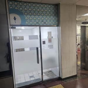 충격적인 남자화장실 봄