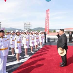 북한 신형구축함 강건함 진수식 진행