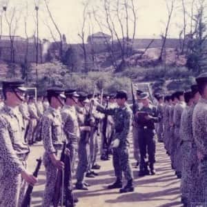 대만 고등학교에 현역 군인이 있었던 이유