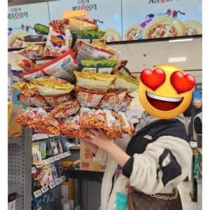 이마트 과자 무한 골라담기 81개 성공한 사람 등장