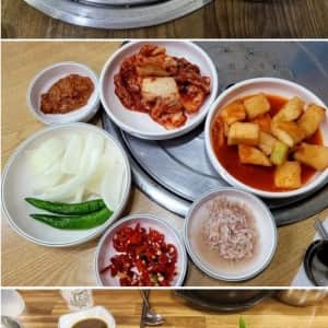 국밥 시키고 설레는 순간