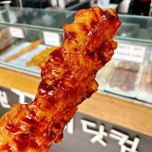 이제는 없어서 못먹는 추억의 길거리 후라이드 닭꼬치