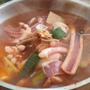 급식에 나오면 배식 안 받았던 국 甲