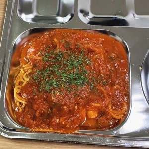 지금 먹어도 맛있게 먹는다 VS 생각해보니 별로다